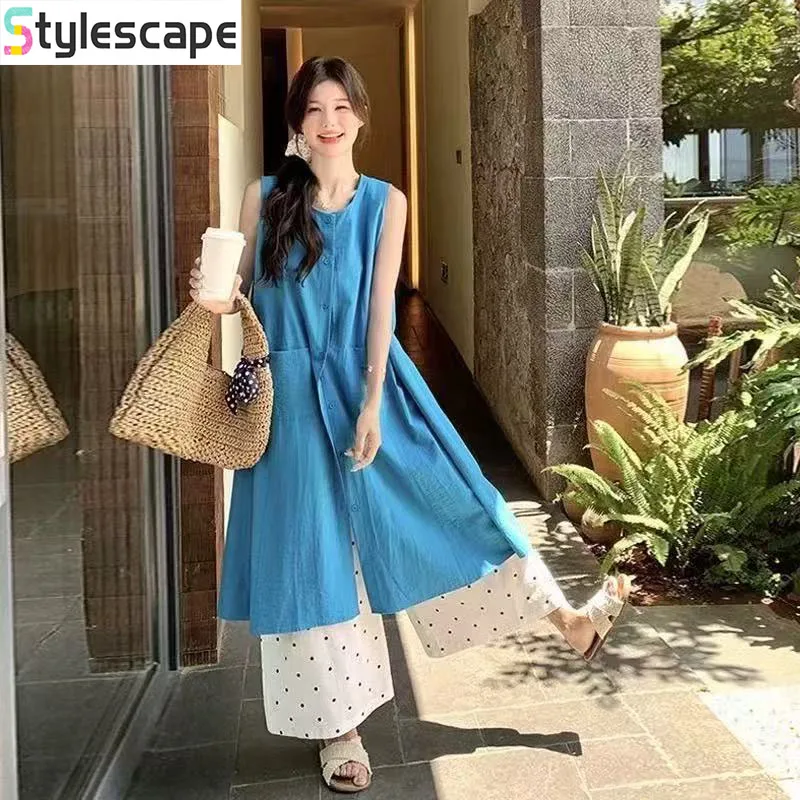 

Gentle Outfit with Blue Sleeveless Shirt Skirt and White Polka Dot Wide Leg Pants. New Two-piece Stacked Women's Summer Suit