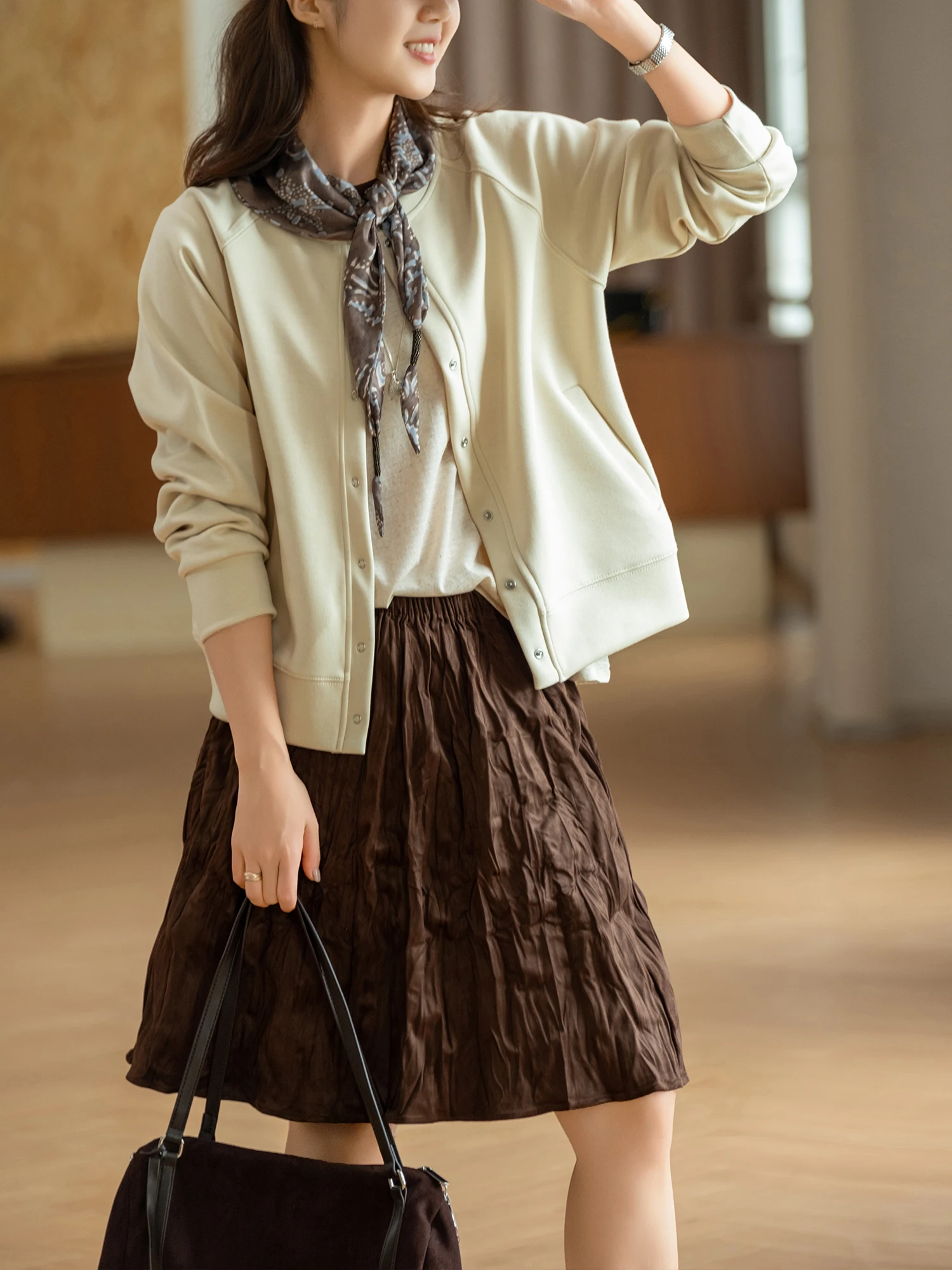 Casual Long Sleeve Cotton Blend Women's Jacket Smooth Air Layer Design Button round Neck Comfortable Breathable Outerwear