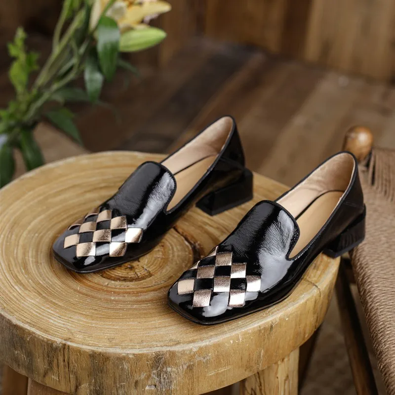 Dilalula 2026 Echt Koe Lakleer Gevlochten Loafers Vrouwen Vierkante Neus Med Dikke Hakken Patchwork Pompen Vrouwelijke Casual Schoenen