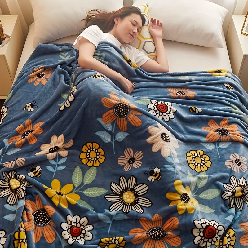 

Soft Cozy Floral Print Throw Blanket Perfect for Couch Car Office Bedroom Versatile Gift for All Seasons Christmas present