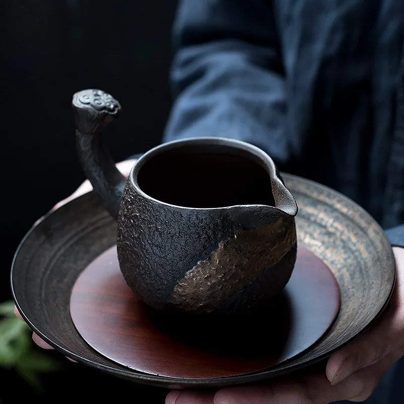 Gilded Iron Glaze  Coarse Pottery Side Handle Public Cup Old Rock Mud Tea Sea Cha Hai Handmade Retro Tea Dispenser