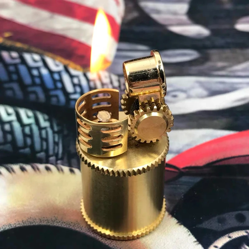 Zoro 583 Rough Kerosene Lighter Brass Personalized Small and Creative 583 Medium and Long Small Fat Dwarf Smoking Accessories