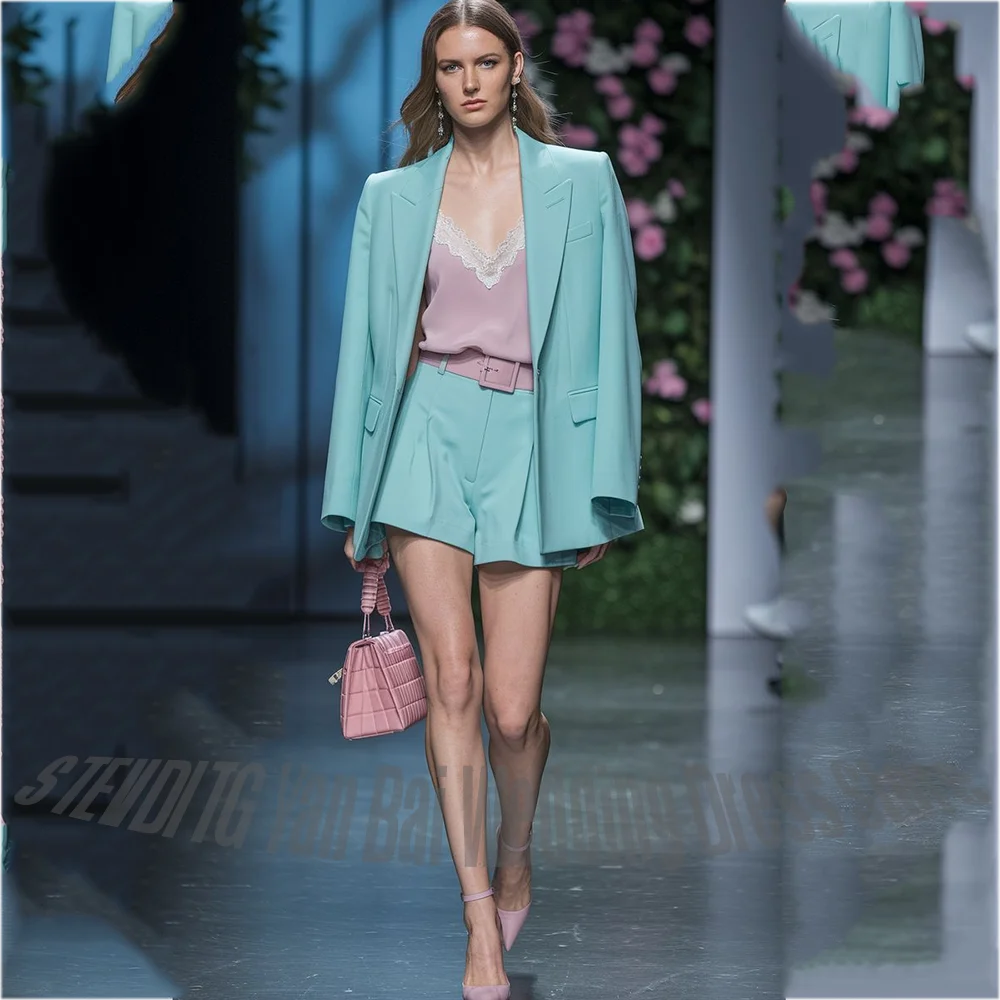 Tailored Made Women Shorts Suit Set 2 Piece Classic Peak Lapel Jacket Outfit for Formal Office Party Occasions Stylish Look