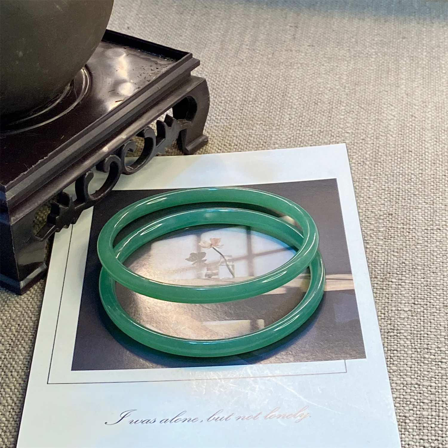 2Pcs/Set Imitation Natural Jade Jingle Bangles, Vintage Style