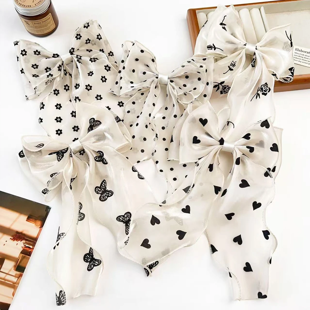 

Бежевая яркая шелковая пряжа, лента с бантом, заколка для волос, высококачественное украшение для волос в горошек с розовым узором и бабочкой в виде сердца, весенняя заколка