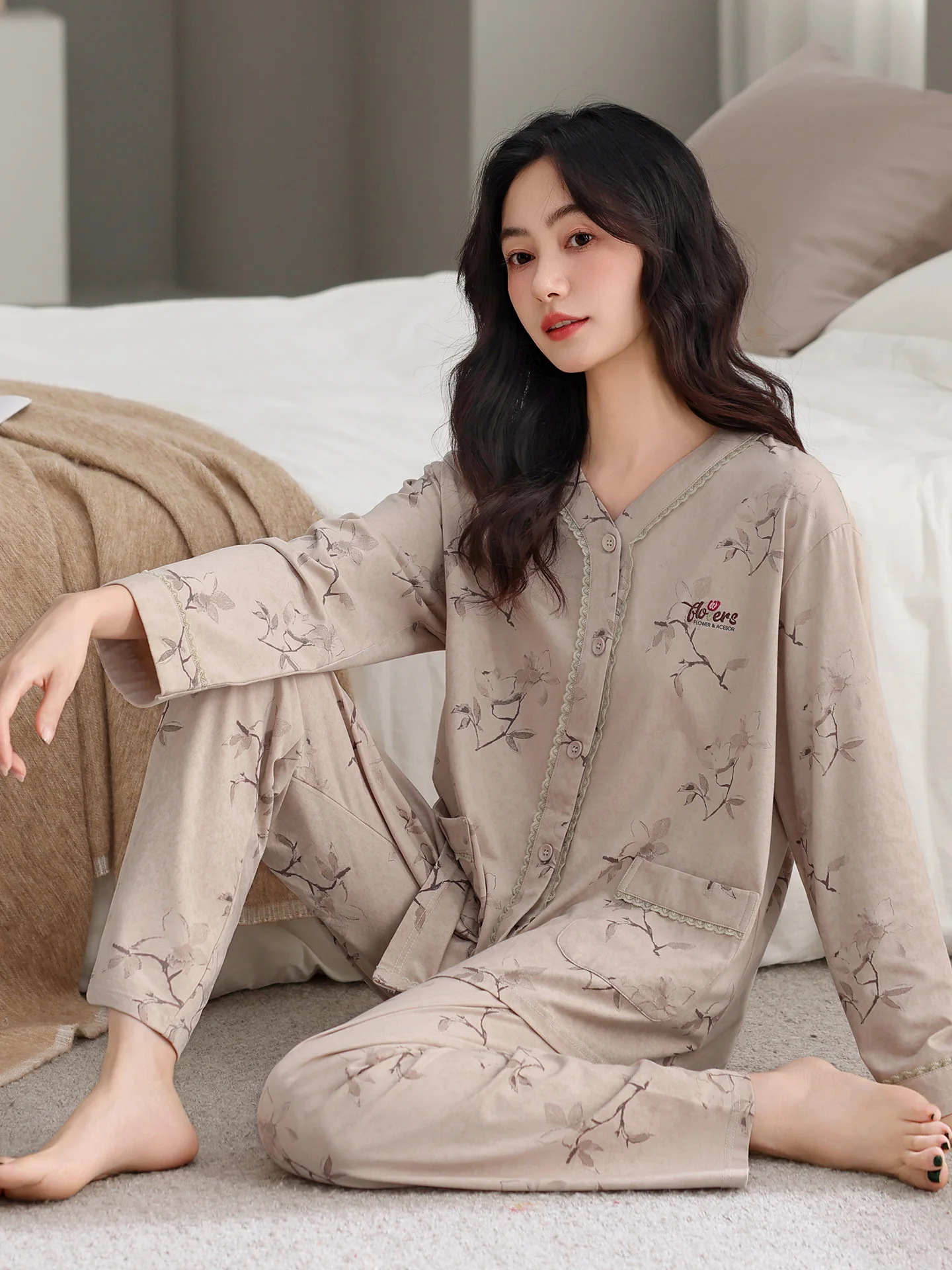 abbigliamento-da-casa-da-donna-in-puro-cotone-a-maniche-lunghe-con-scollo-a-v-casual-per-la-primavera-e-l'autunno-in-tessuto-morbido-confortevole-e-traspirante