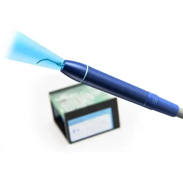 알루미늄 합금 LED 핸드피스가 포함된 피에조 초음파 스케일러에 내장된 Carolyn&MN C7L