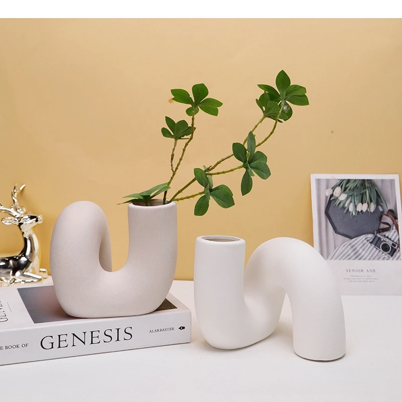 Ceramic Vase Curved Pipe Flower Arrangement Geometry Abstract Craft Ornaments Flowerpot Home Decoration Accessories