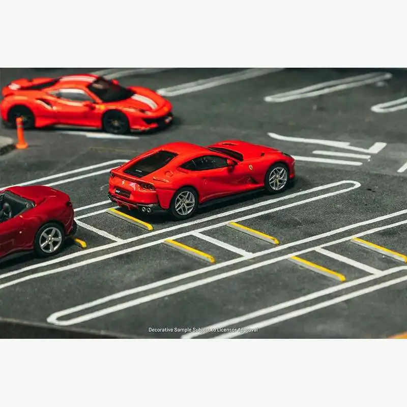 PreSale TW 1:64 FERRARI 488 Pista 812 مجلة فائقة السرعة محدودة في الكتب مجموعة نماذج السيارة Diecast ألعاب Tarmac Works #5