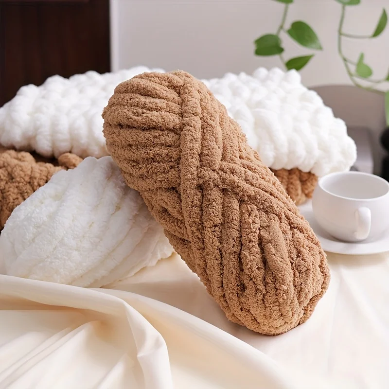 [2 Skeins/500g] Extra Thick Cat Tail Yarn, Finger Yarn, Chenille Yarn, Suitable for Knitting, Handmade Cat Beds, Cushions,