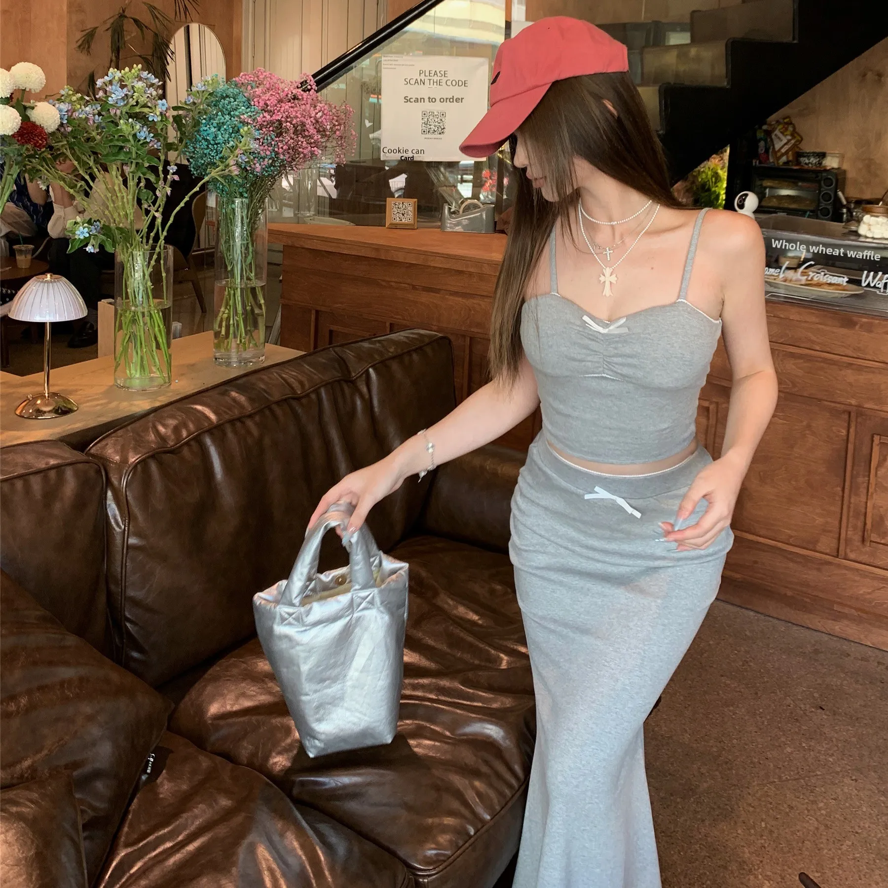 

Summer Sexy American Style Camisole Tank Top And High Waist Skirt Fish Tail Skirt Fashionable Set Casual Wear for Women