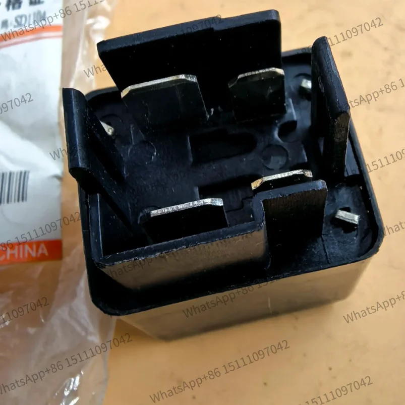 Suitable for Mitsubishi Cheetah 2030 v31v32 V33 V43 defrost relay 9285 relay