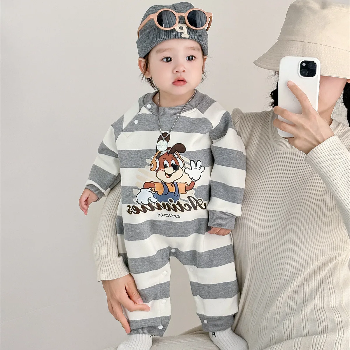 0-2 Years Old Autumn and Winter Cashmere Baby Jumpsuit Gray Striped Earphones Dog Fashion Clothes for Men and Women Babies