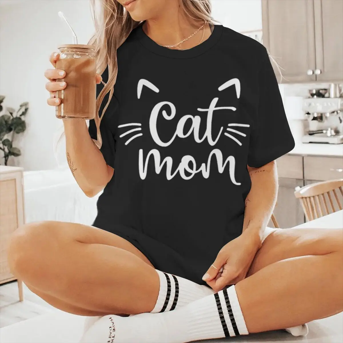 

Cat Mom Fun Letter Print Women T Shirt Short Sleeve Crewneck Female Tshirt Fashion Cat Mama Life Shirt Gifts Camisetas Mujer