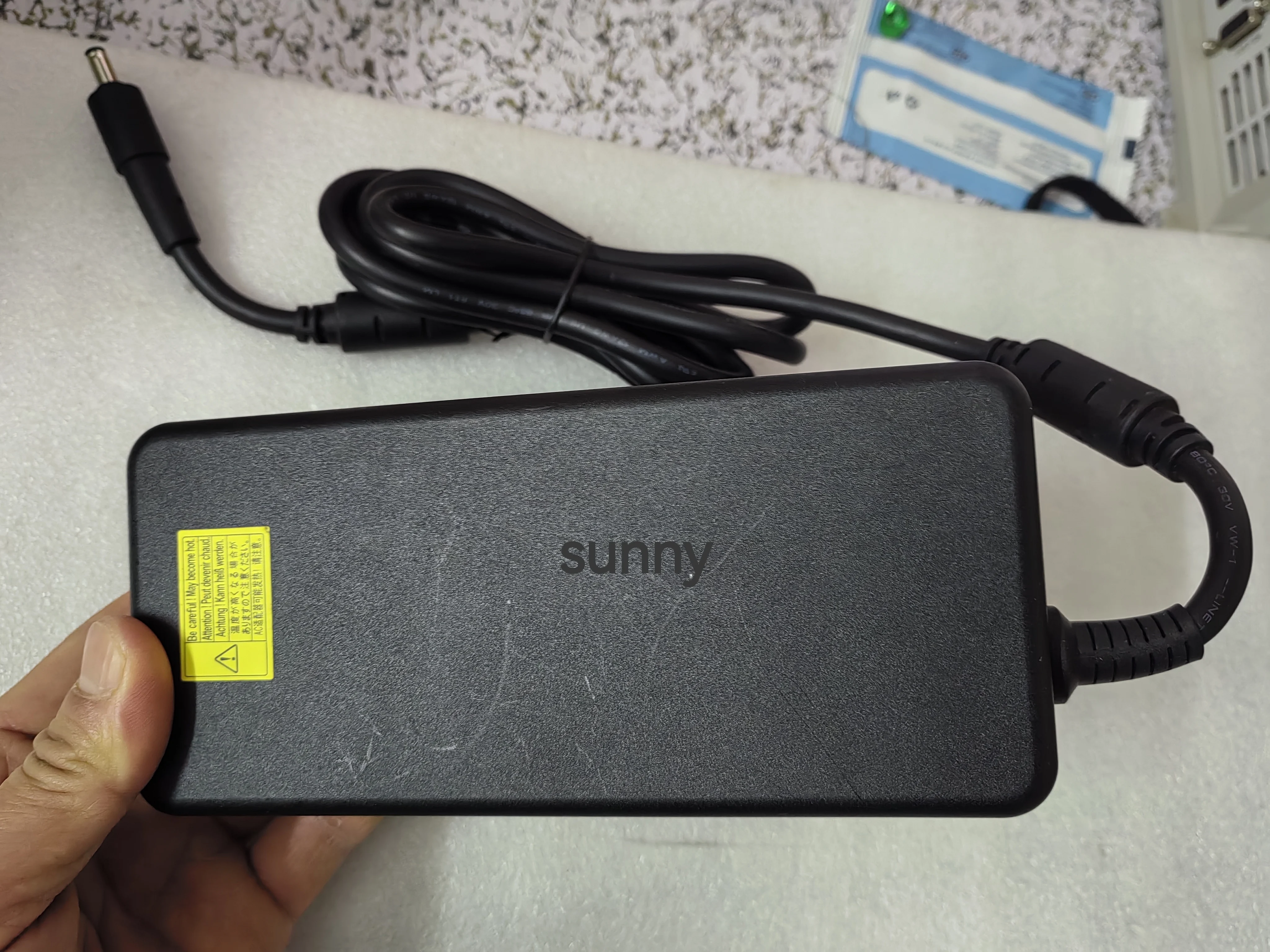 LITEON 19.5V 16.9A OEM PA-1331-99 5.5*1.7mm 330W AC Adapter 210319-11 UK CA For Acer Nitro 17 AN17-51-588Z RTX4050 Gaming Laptop