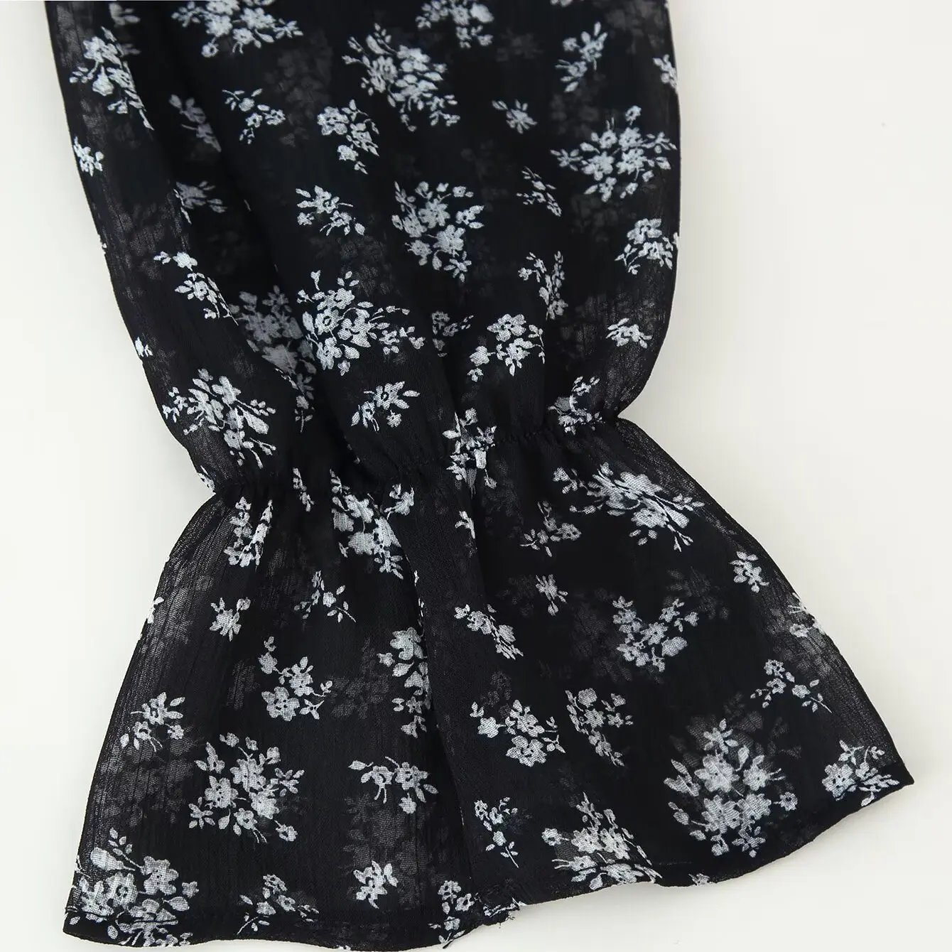 Vestido F NINE ZAR com Decote em V, Estampado, Camadas Decorativas, Manga Longa, Saia em A, Ajuste Slim, Estilo Casual...