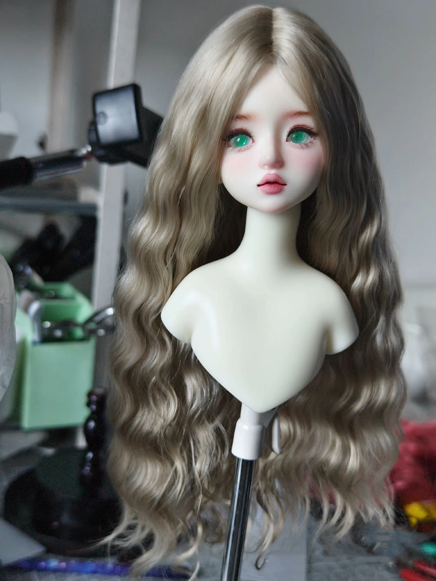 Classic curly 1/4 BJD doll mohair wig free shipping