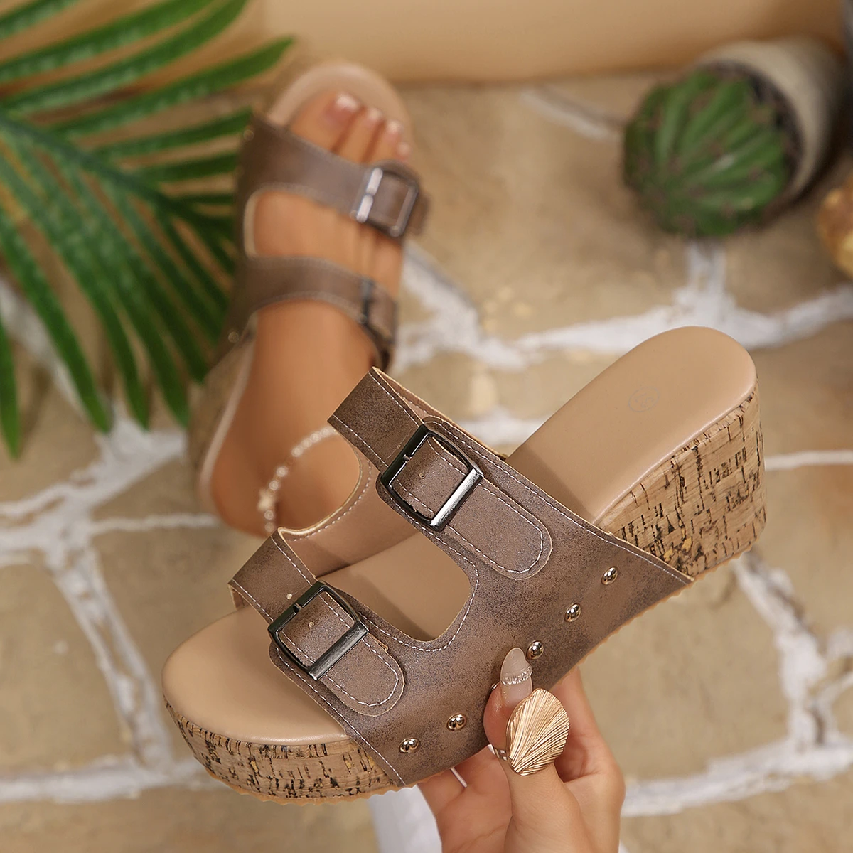 

Women Sandals Designer Platform Slippers Fashionable Wedge Sandals Women Lightweight Comfy Summer Women Shoes Zapatos De Mujer