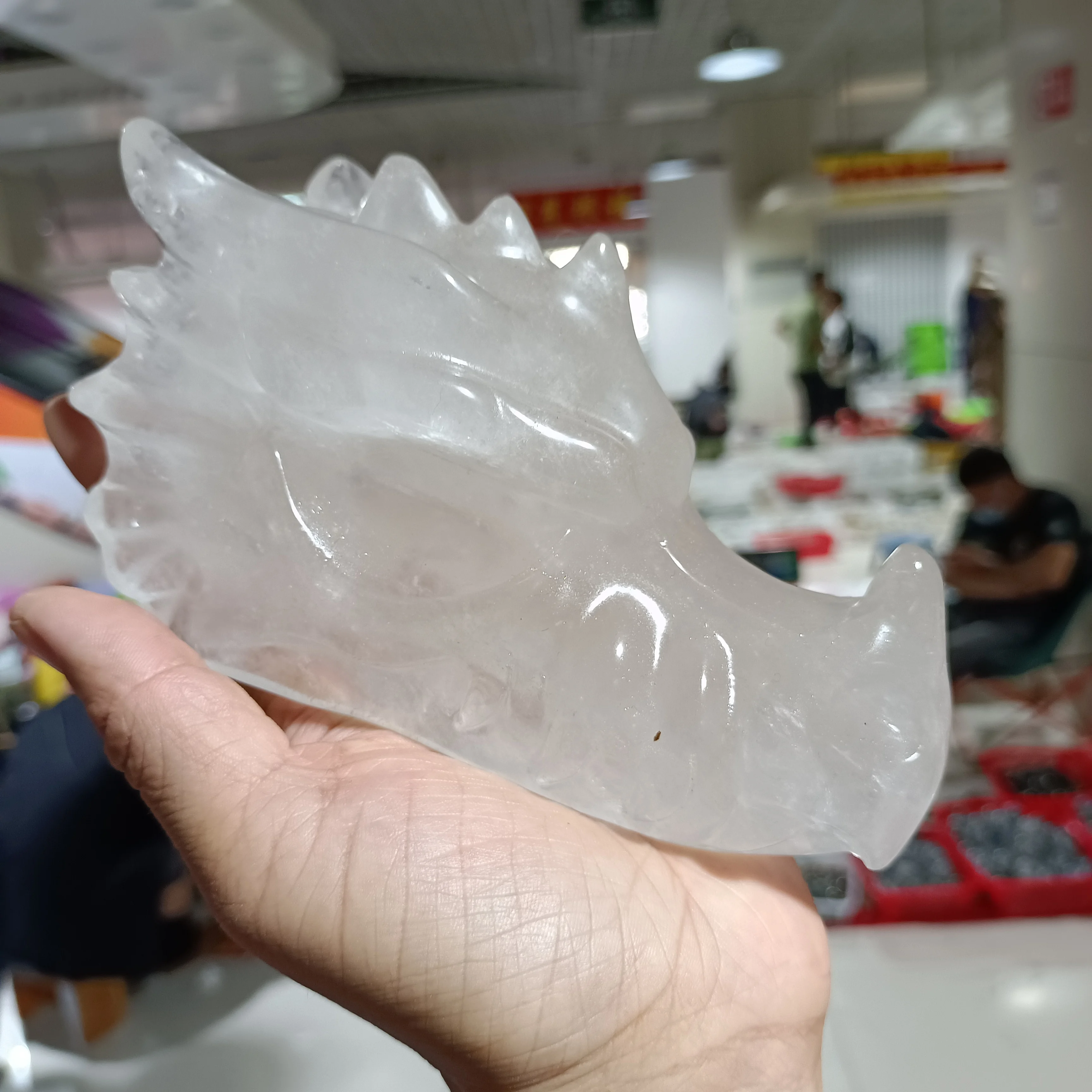 Natural White Quartz Carved Dragon Head Transparent Crystal Hand Carved Dragon Skull Mineral Reiki Healing Stone Home degaussing