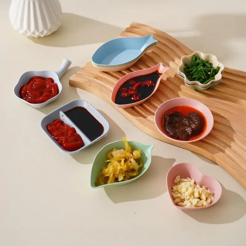 Cute Shaped Wheat Straw Small Snack Plates 3 6PCS Household Dipping Dishes Kitchen Tableware Supply