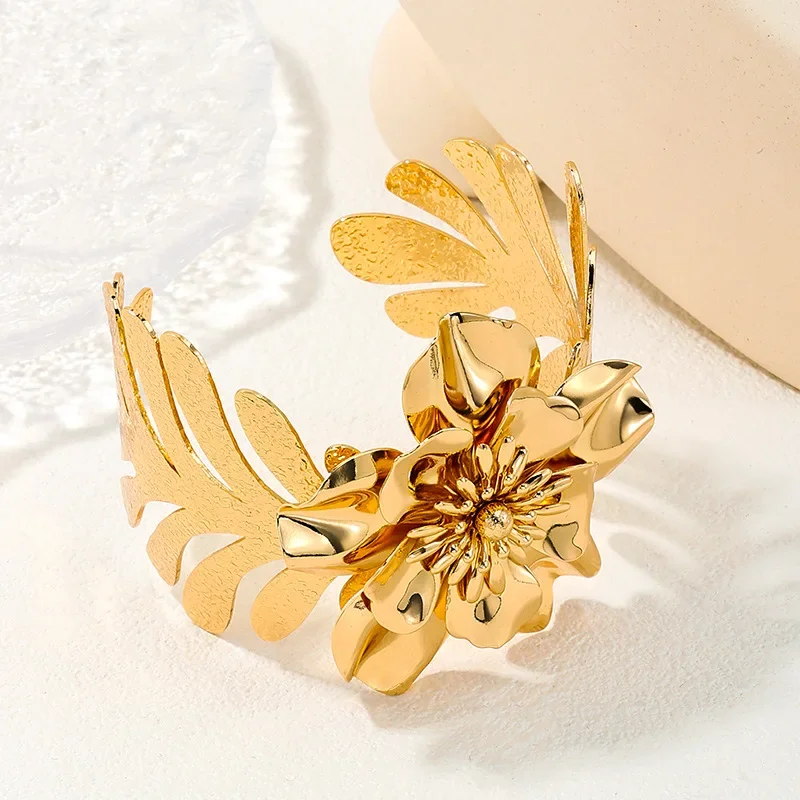 Personalized Leaf Ring Flower Metal Open Bracelet For Women Party Holiday Gift Fashion Jewelry AB019