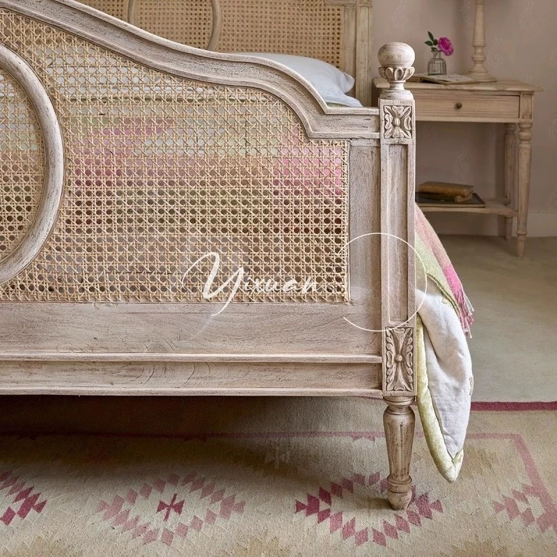 سرير من الخشب الصلب من الخيزران، سرير مزدوج لغرفة النوم الرئيسية الفرنسية العتيقة بطول 1.8 متر