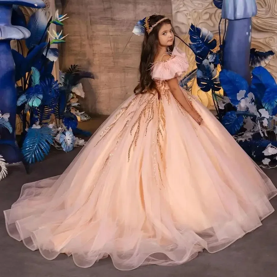 

Customized Elegant Flower Girl Dresses For Wedding Gold Sequins Feather Luxury Child Formal Events Quinceanera Party Ball Gown