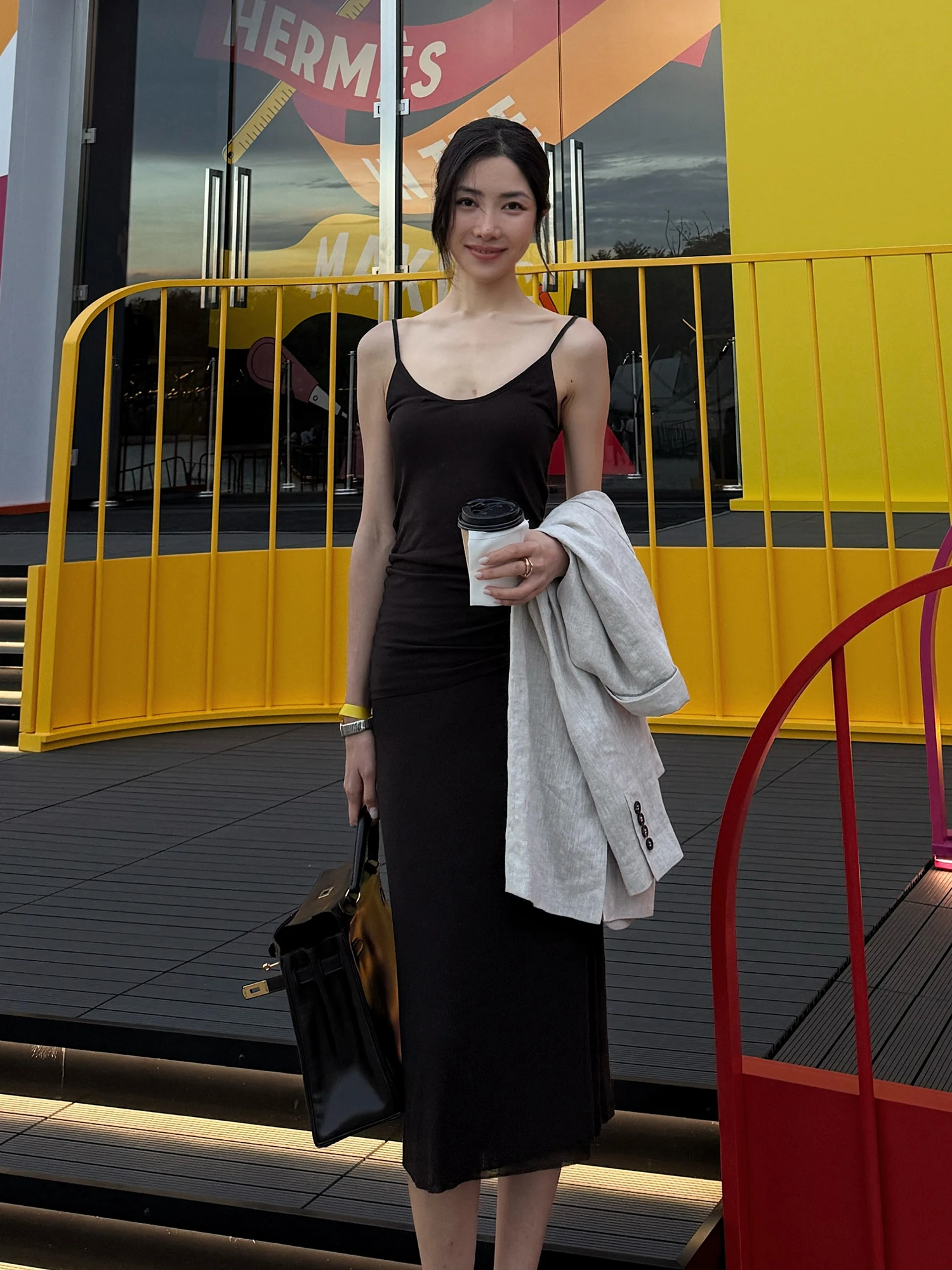 

Romantic Studio Simple Casual Knitted Thin Strap U-ne ter Vest Women's Slim Fit Inner Wear Pure Color Spring Season