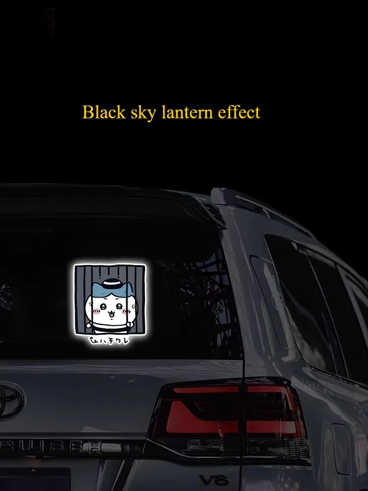 Chiikawa cartoon gevangenis grappige perifere auto motorfiets chassis reflecterende decoratiestickers