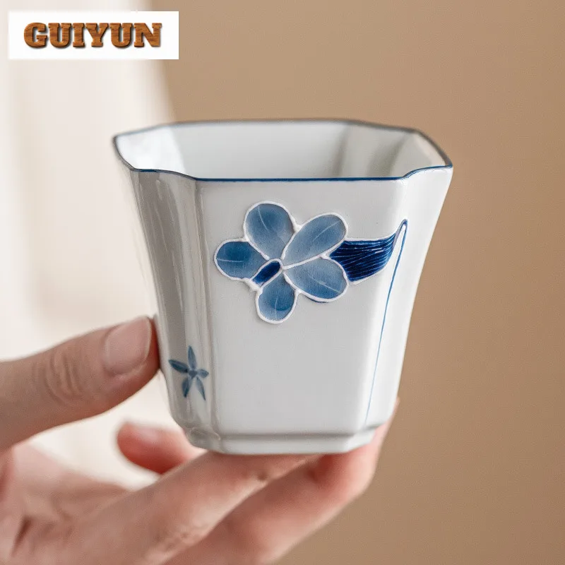 

99ml Hand Drawn Lily Flower Tea Cup Boutique Ceramic Master Cup Tasing Mug Zen Tea Bowl Meditation Cup Tea Services Ornaments