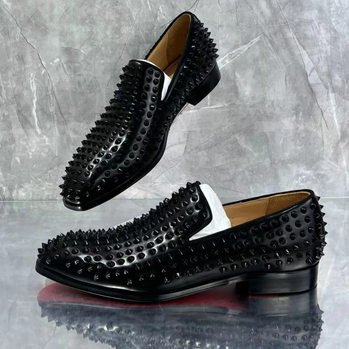 Rhinestones Studs Patent Leather Men Shoes Fashionable Soft Business Pumps Spring and Summer Slip-On Flats