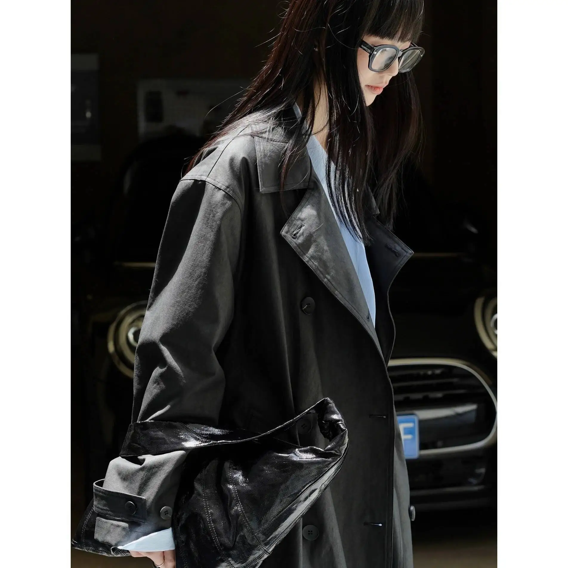 UMI MAO Slim Windbreaker Autumn Coated Textured Polo Collar Tie Waist Silhouette Casual Long Female Trench Coat Para Mulheres