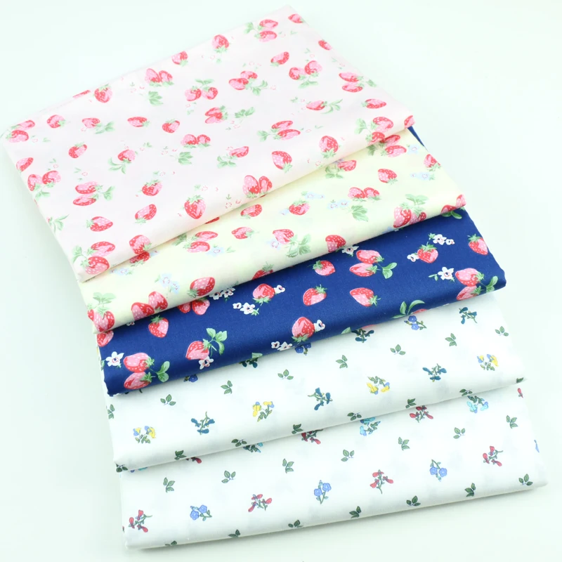 

Pure Cotton Printed Fabric Cartoon Fruit Stberry Small Flowers Children's Smo Cotton Clothes Quilt Cover Pure Cotton Fabric