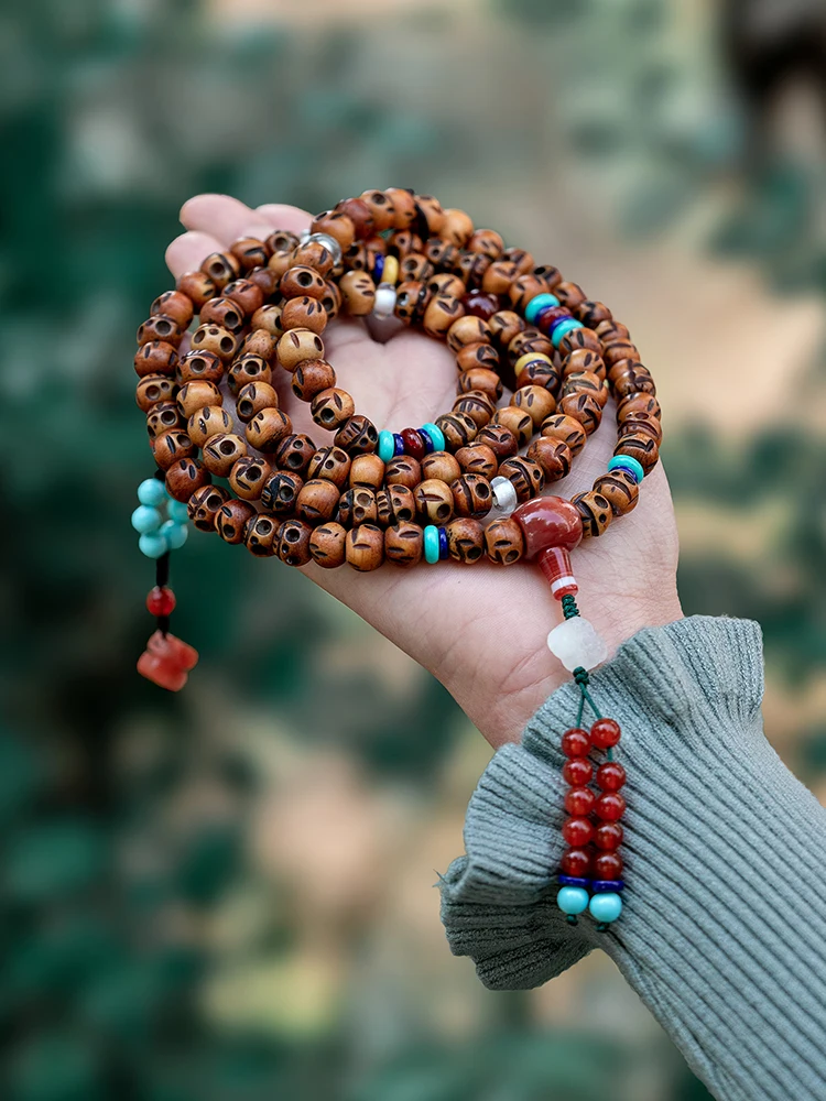 

Natural Tibetan Yak Bone Carved Skull Bracelet Tibetan Ethnic Style Bone Head 108 Beads Rosary Jewelry