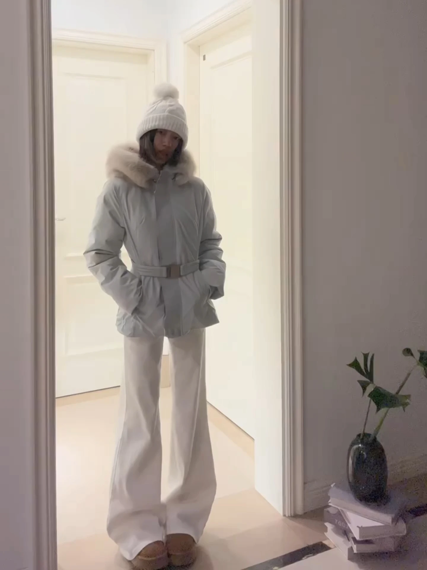 

Женская утепленная хлопковая куртка-пуховик светло-голубого цвета, зимний комбинезон-пальто с поясом, приталенный, теплый, в корейском стиле, с длинными рукавами, на молнии