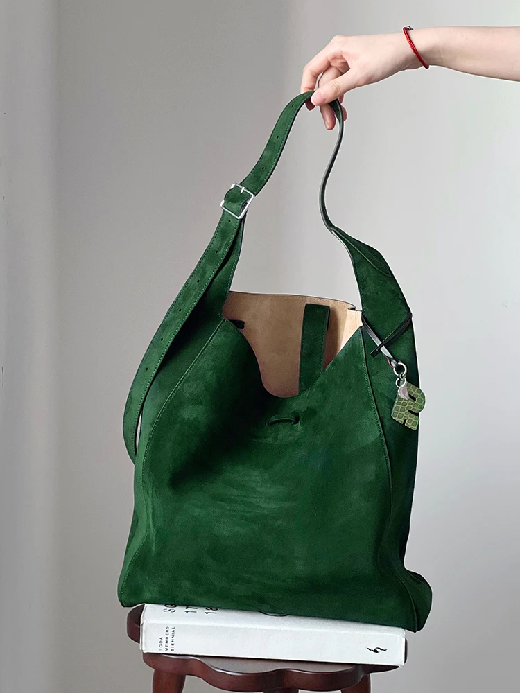 

Light Luxury Fashion New Suede Frosted Suede Leather Bucket Type Large Capacity Single Shoulder Crossbody Bags For Women Trendy