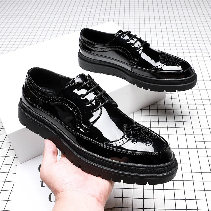 men luxury fashion patent leather shoes platform oxfords shoe carving brogue sneakers young gentleman bullock footwear zapatos