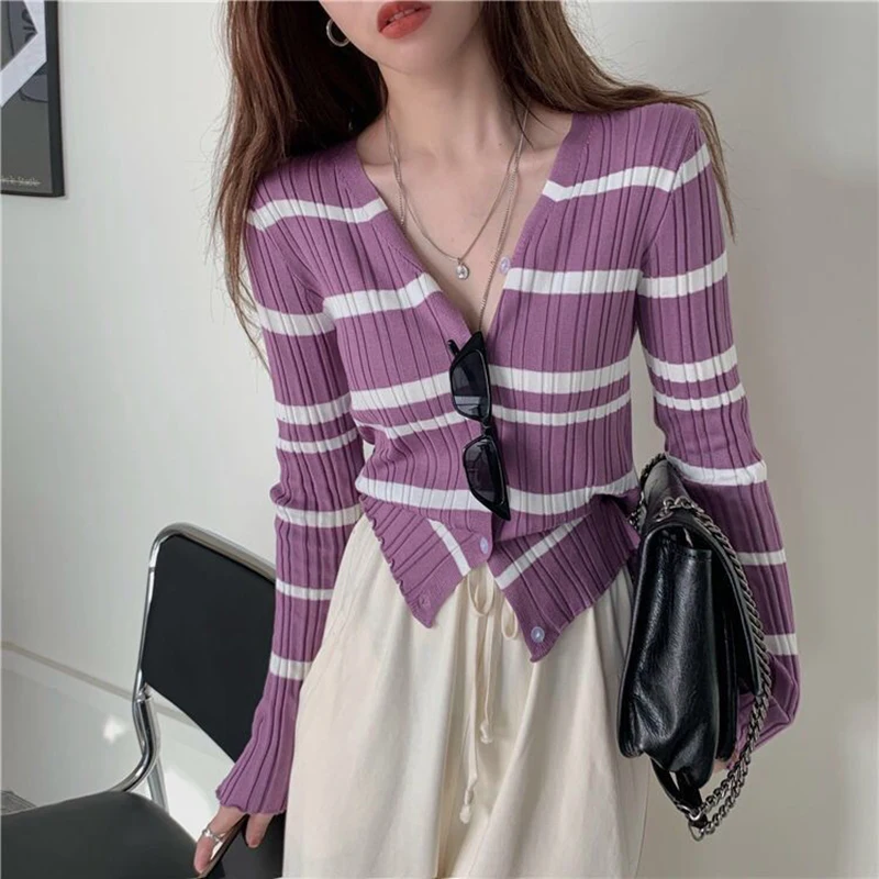 Y2k Stripe Women Cardigan Korean Knitted Slim Button Female Casual Tops Autumn New Fashion All Match Chic V Neck Ladies Crop Top