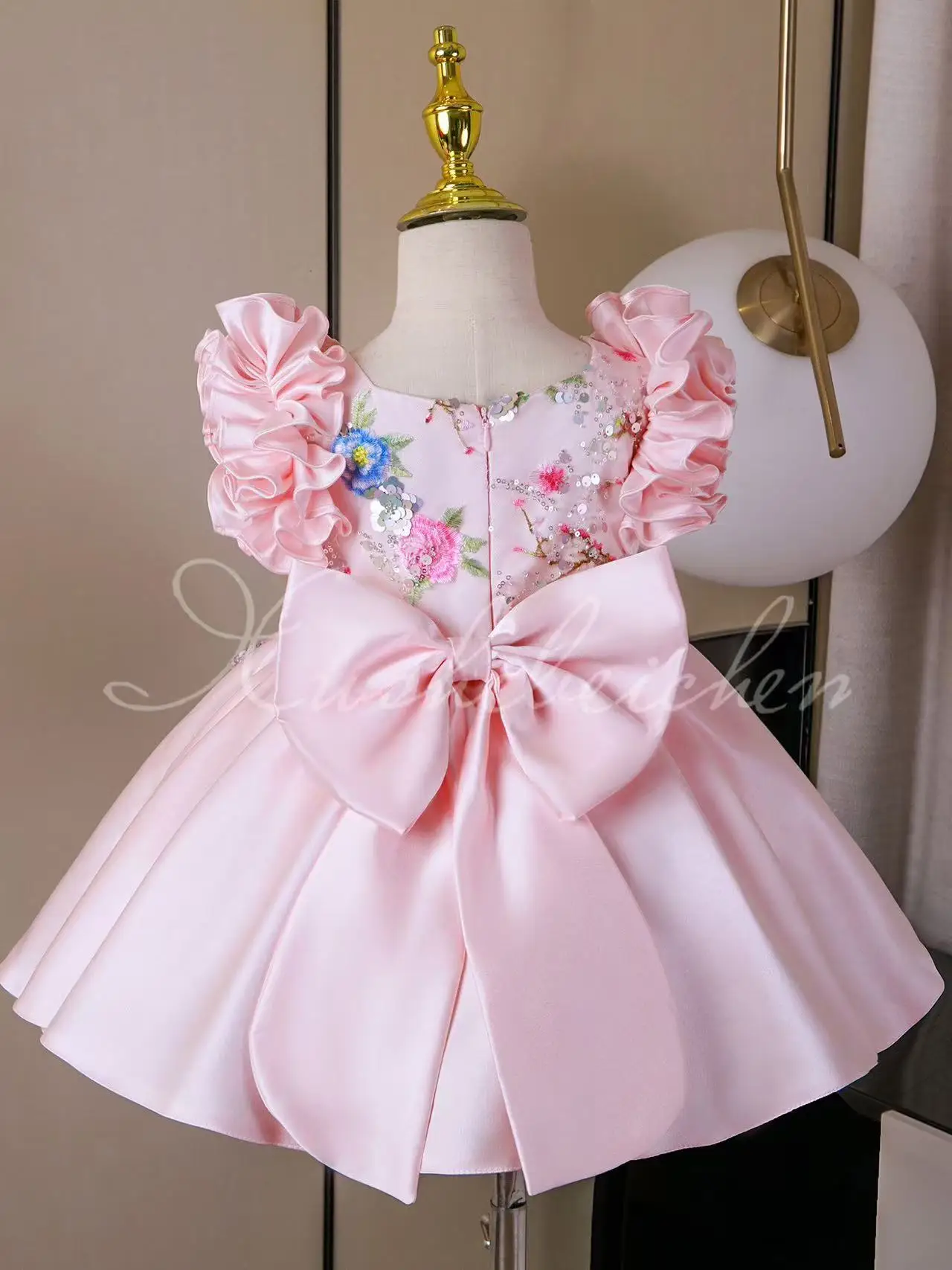 

Girl Dress Customized Pink Flower Satin Tulle Puffy Appliques Sleeveless For Wedding Birthday Party Banquet Holy Communion Gown