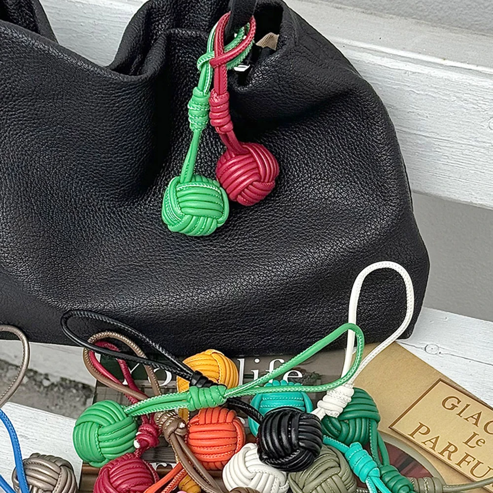 Creative Hand-woven Bags Pendant Fashion Fancy Snowball Keychain Charms Exquisite Craftsmanship Fashionable Decoration for Bags