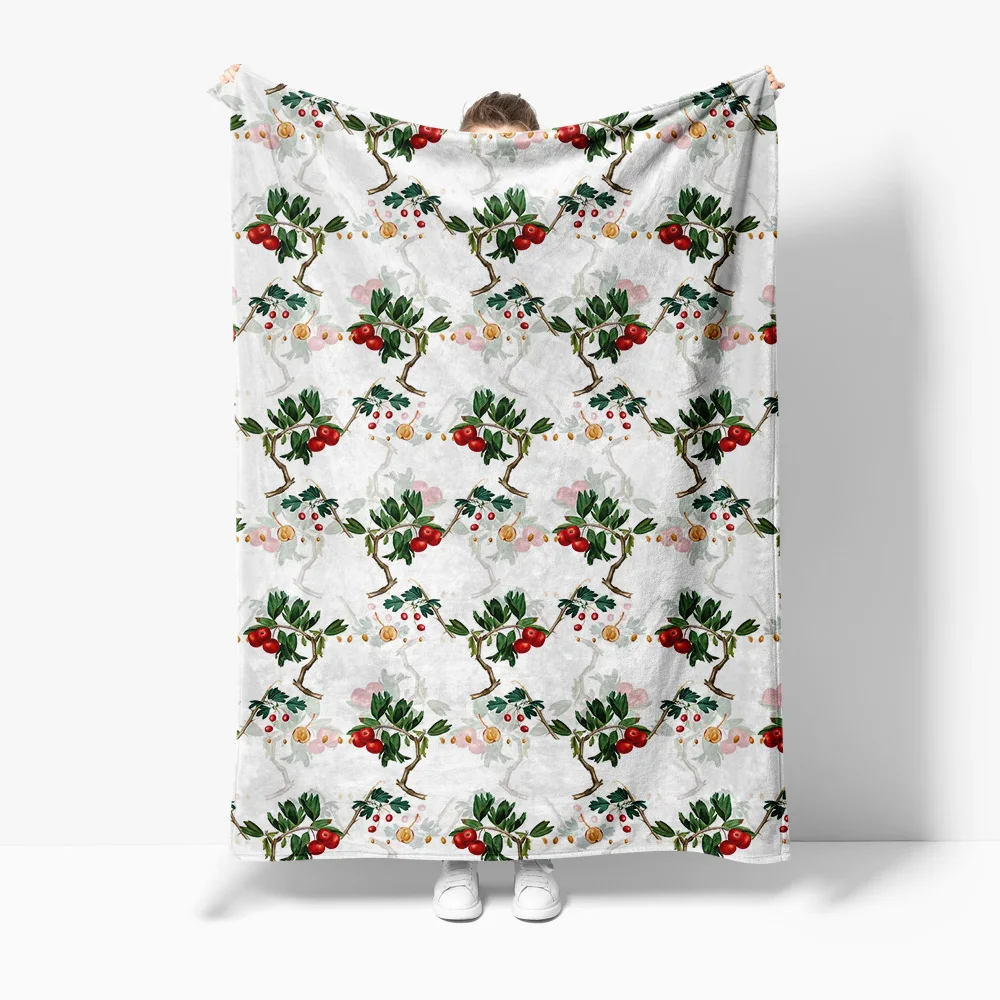 

Winter Snowflake Throw Blanket with Red Berries Pattern Cozy Fleece Throw Blanket for Sofa Bed Decoration Gift