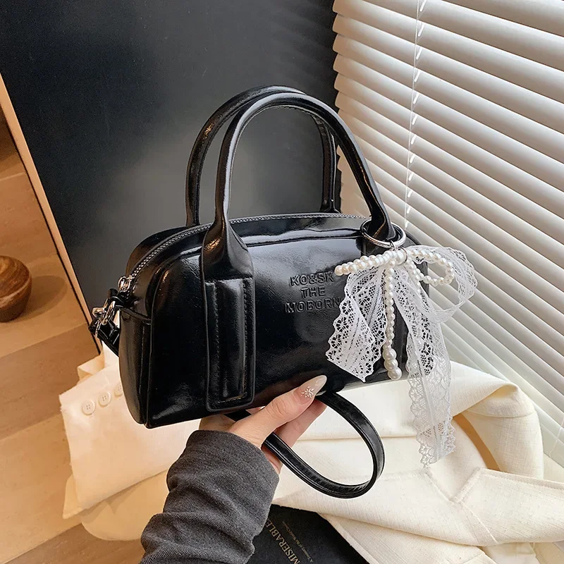 

New Retro 2025 Cute Women's Bag Carrying Bag Designer Luxury Bag Popular Messenger Bag Portable Square Bags for Woman Ladie Gift