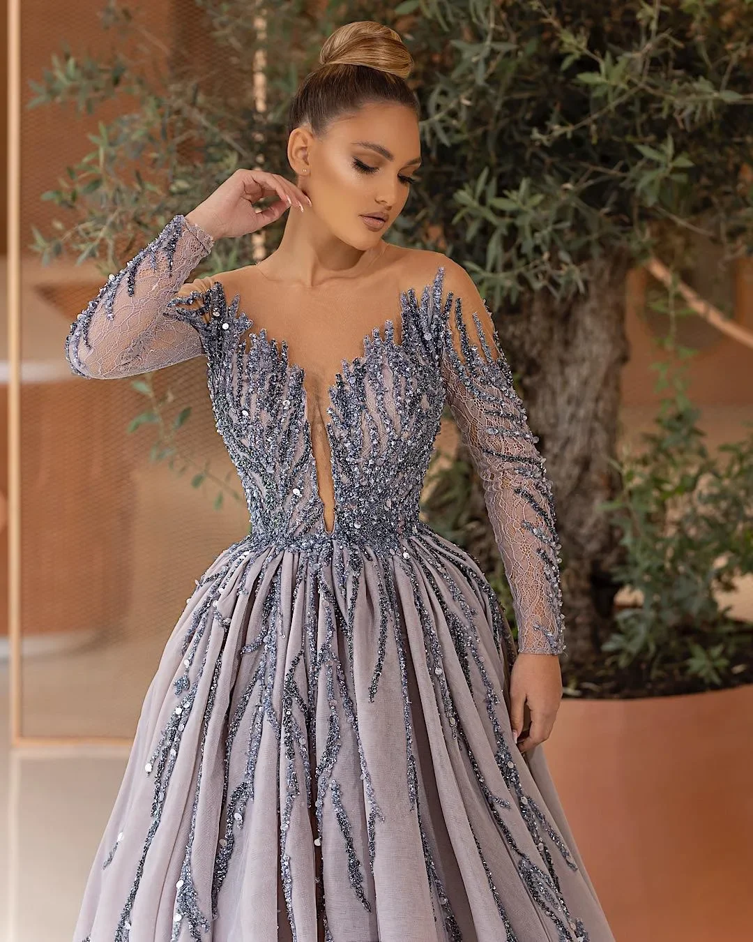 Luxury long-sleeved see-through round neck beaded sequins banquet party formal performance host dress