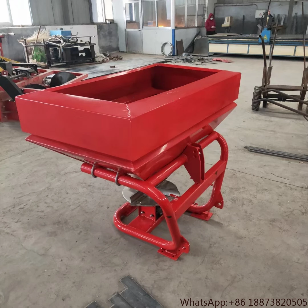 

800L Farm Tractor manual fertilizer spreader