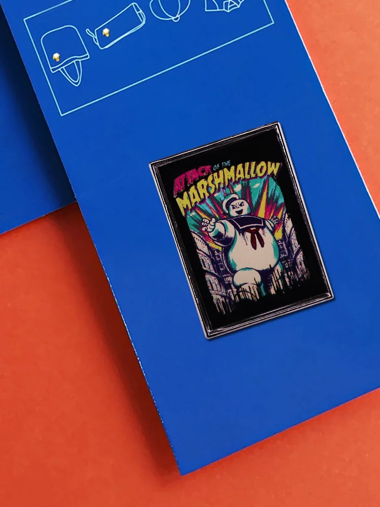 هجوم من مارشميلو المينا دبوس الخيال مغامرة فيلم Ghostbusters-شارة مستوحاة