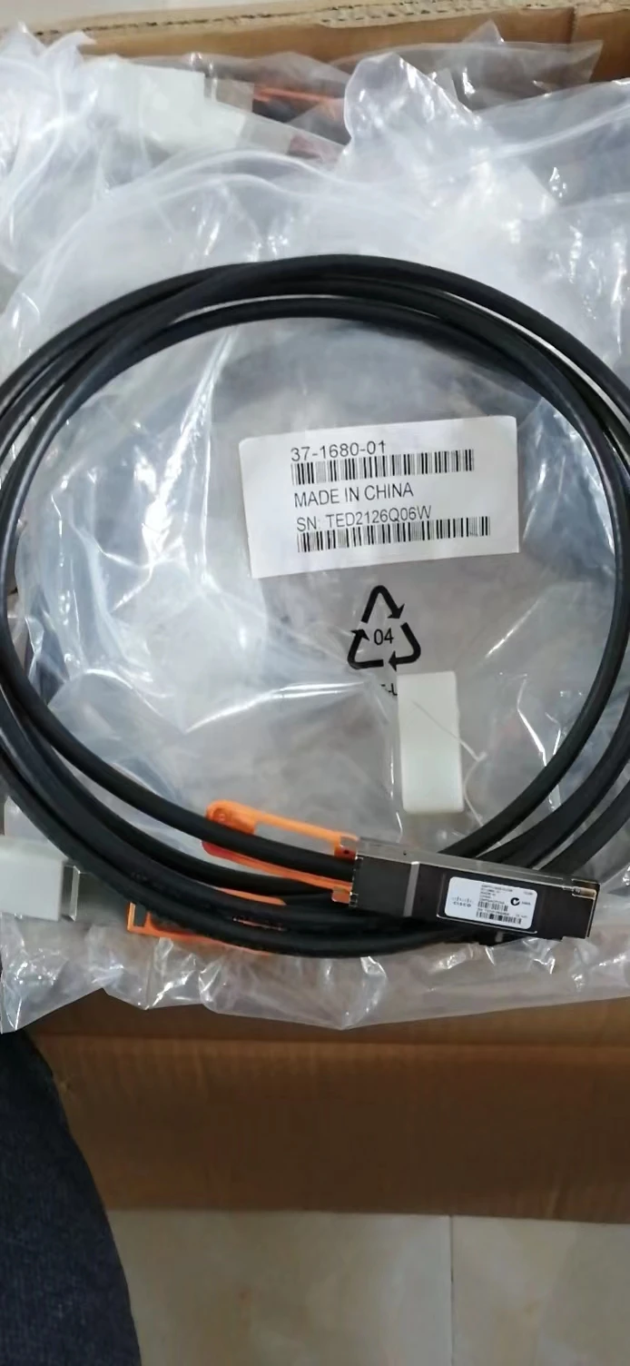 QSFP-100G-CU3M медный кабель с прямым приводом 3 м для 100 Гб/с QSFP28