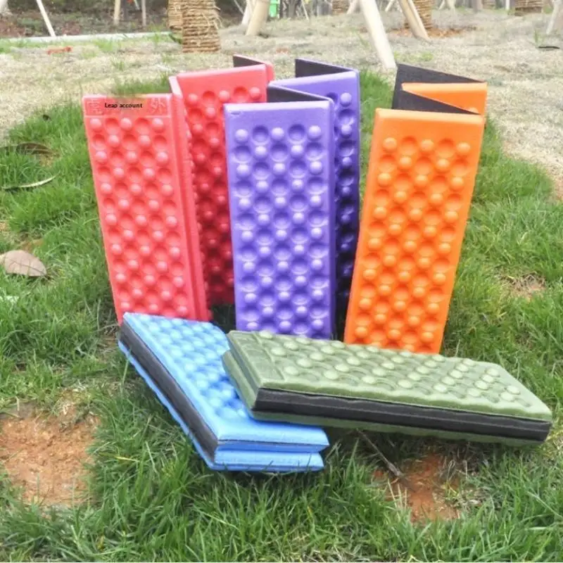Honeycomb Massage Mat 4-Fold XPE Cushion Outdoor Hiking Camping Training Park Foldable Pillow Picnic Sitting Moisture-proof Pad