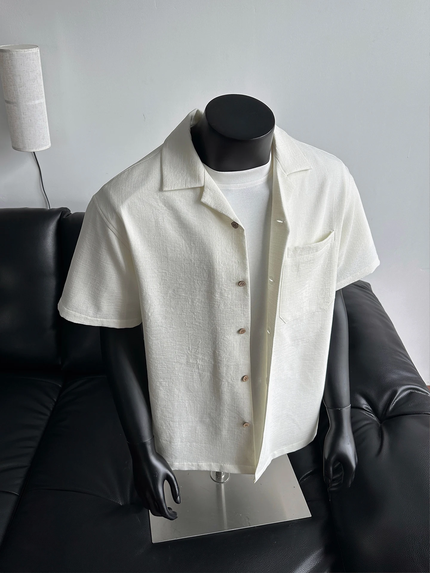 

Men's Loose Fit Short Sleeve Shirt Linen-Like Cuban Collar Summer Thin High-End Feeling Shirt Jacket Casual Style Polyester F...