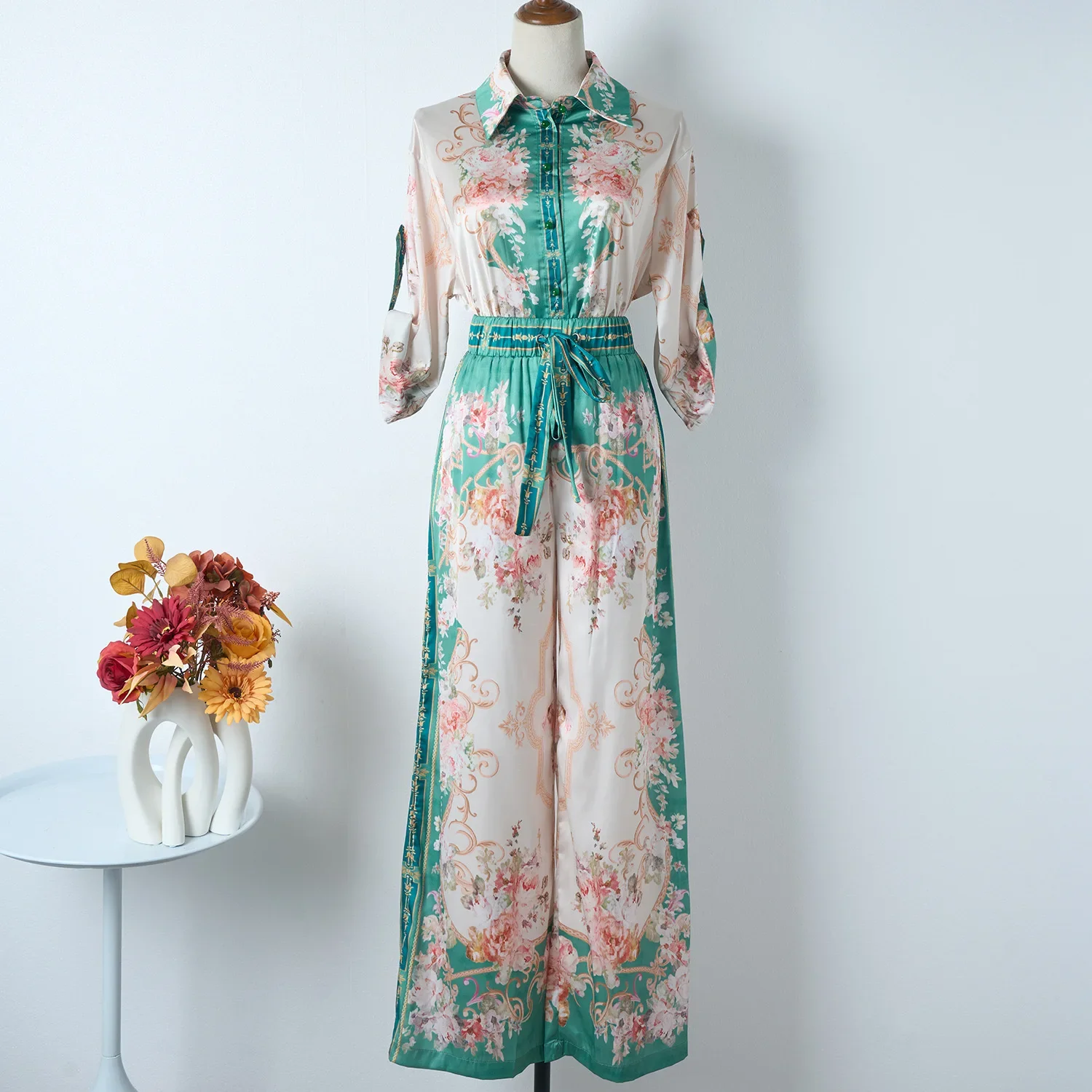 Z 2024 Real Shot Spot  New Holiday Style Green Retro Printed Shirt Women's Two-Piece Trousers Suit Women Clothing 2 Piece Sets