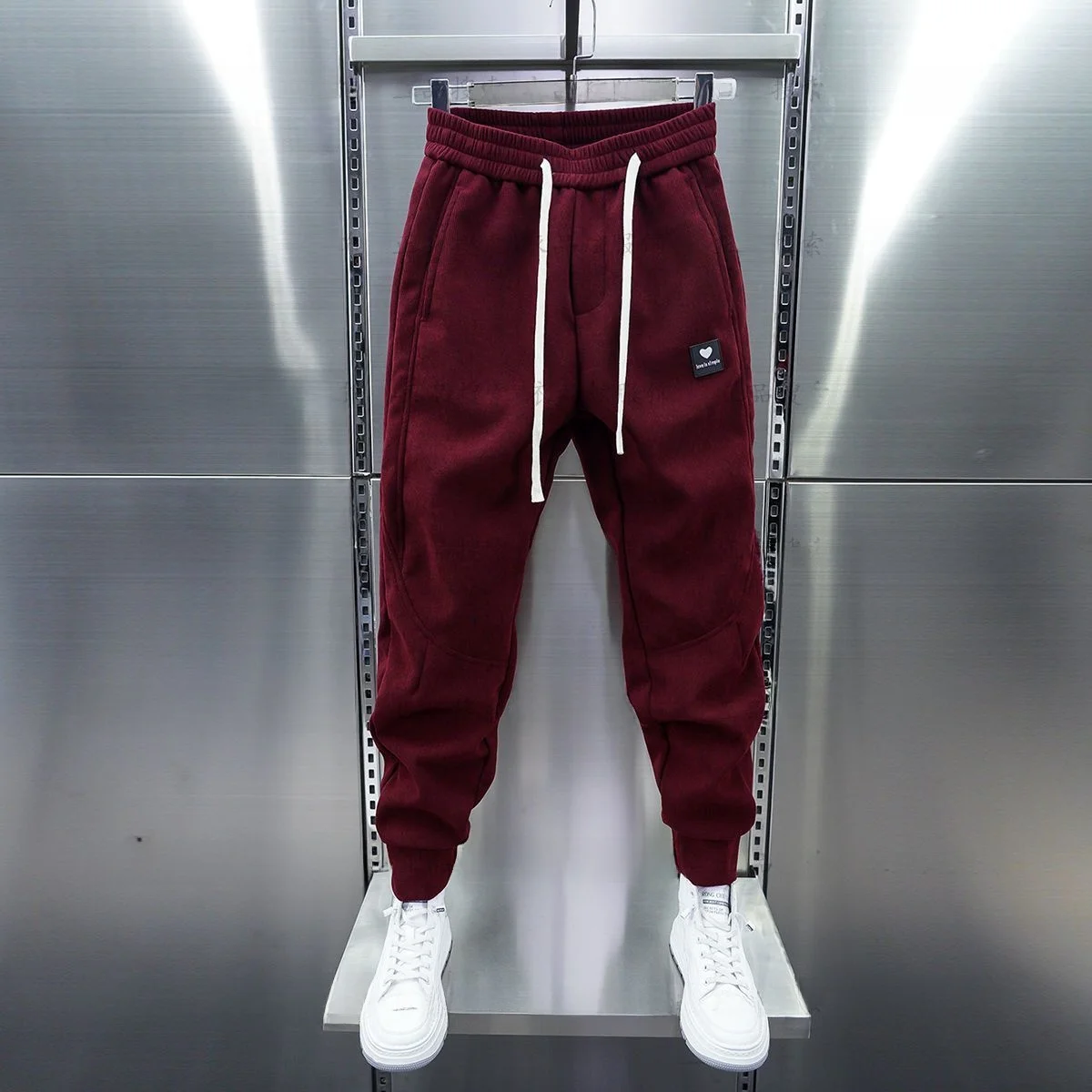 

Мужские брюки Харлан большого размера, осень-зима, повседневные спортивные брюки с вышивкой на подкладке, свободный крой, молодежный тренд, черный цвет